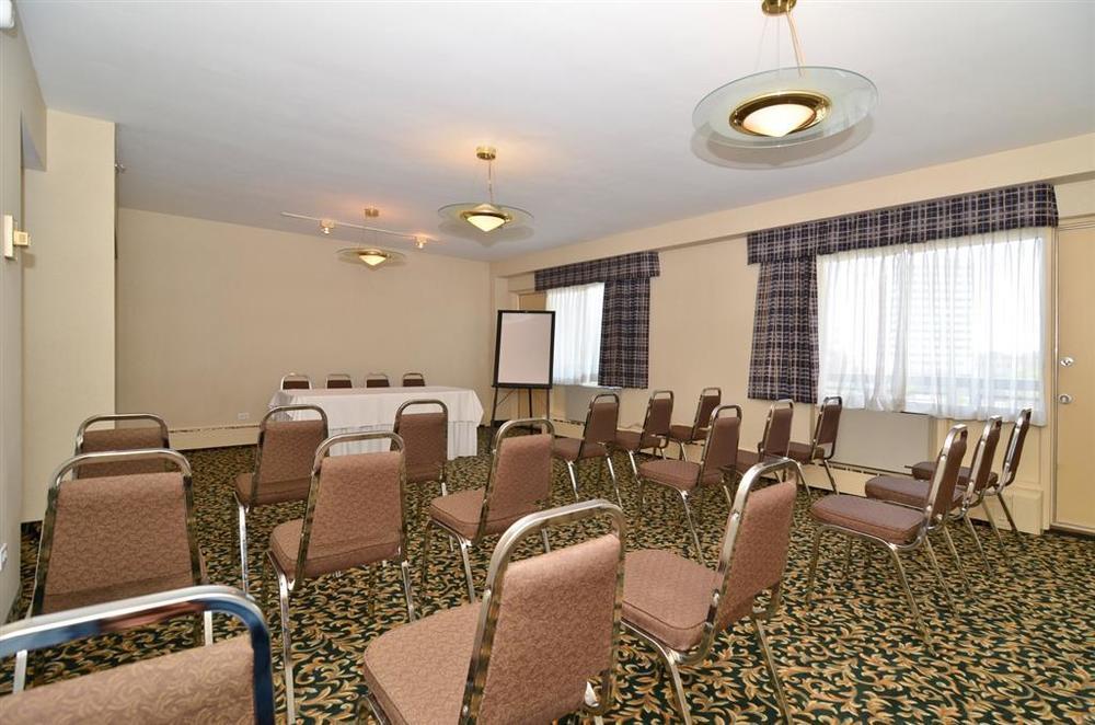 Hampton Inn By Hilton Winnipeg Downtown المرافق الصورة