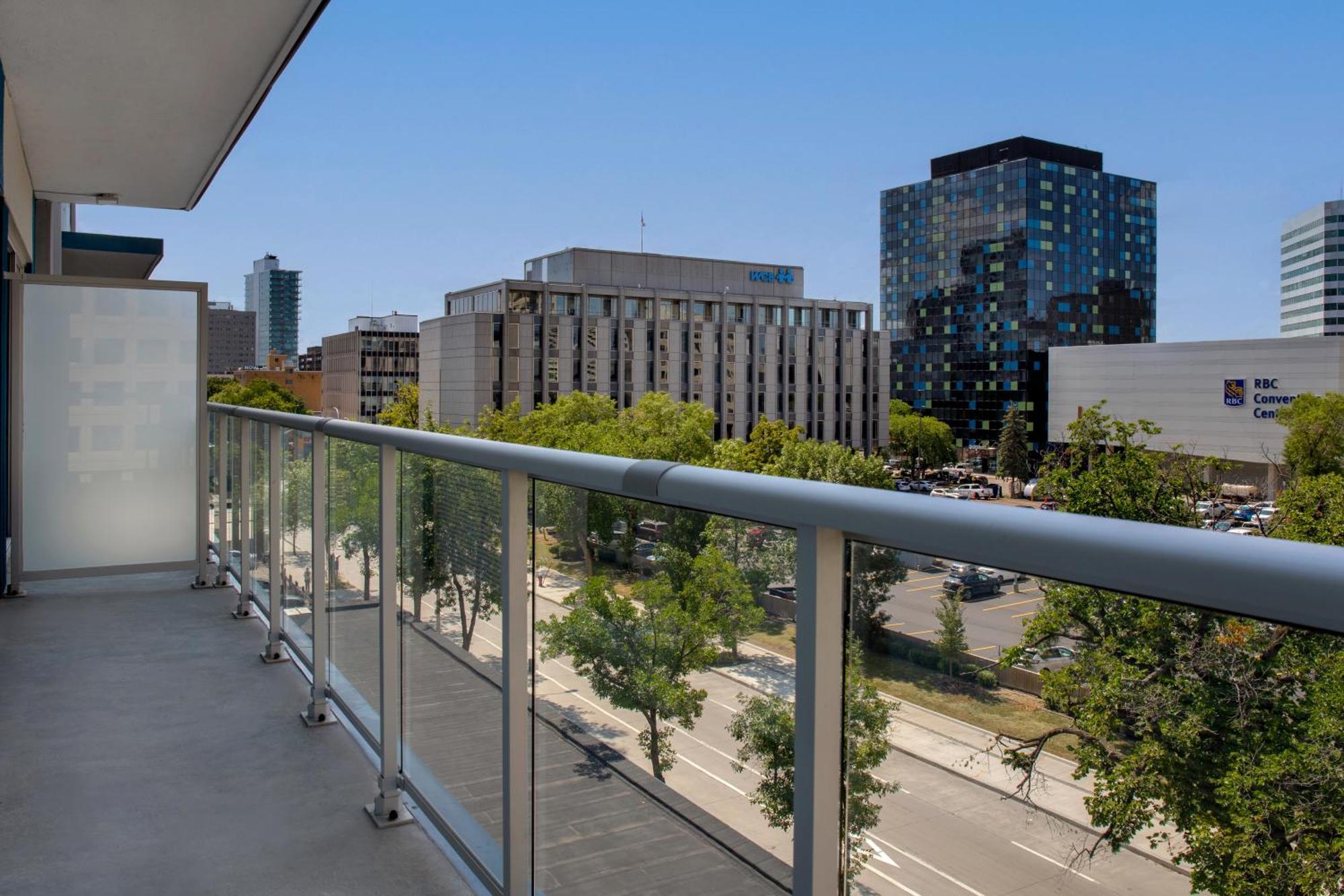 Hampton Inn By Hilton Winnipeg Downtown المظهر الخارجي الصورة