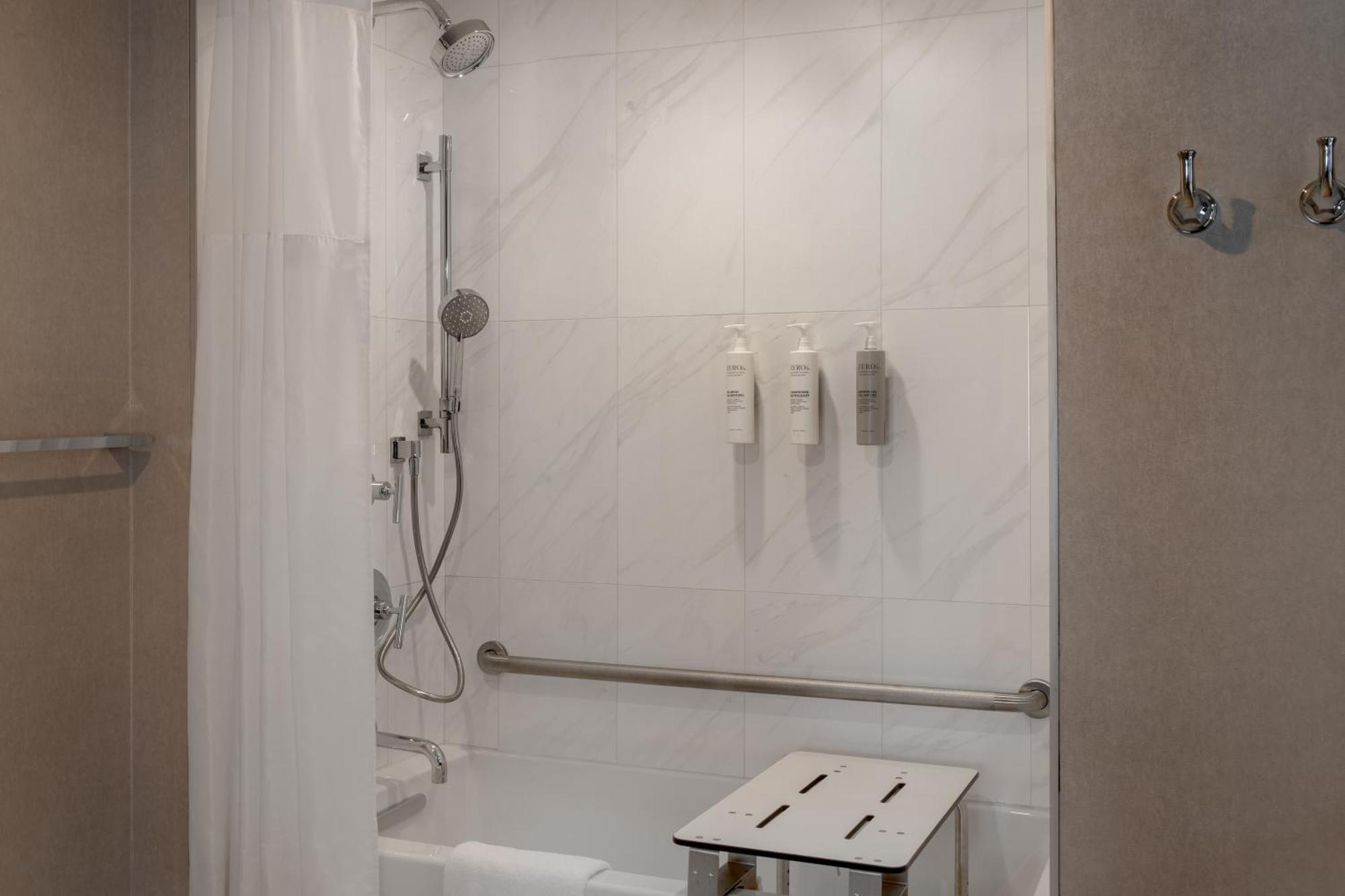 Hampton Inn By Hilton Winnipeg Downtown المظهر الخارجي الصورة