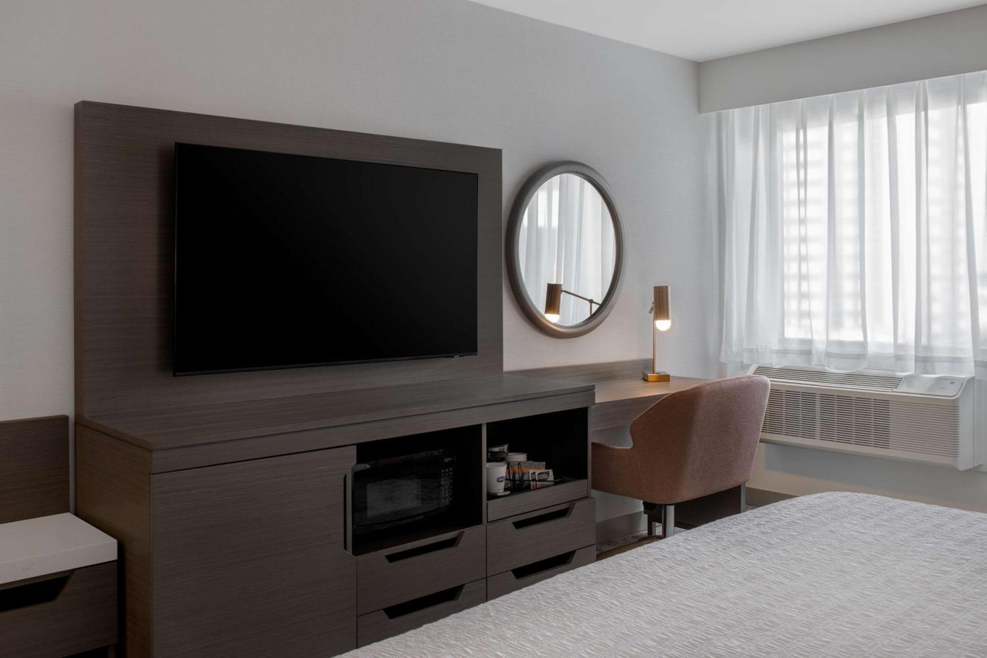 Hampton Inn By Hilton Winnipeg Downtown المظهر الخارجي الصورة